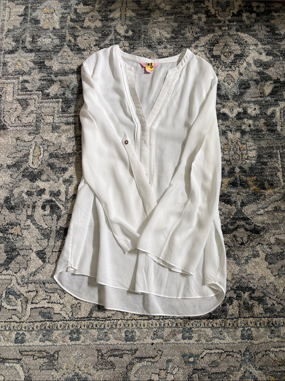 Lilly Pulitzer White V-Neck Tunic Top